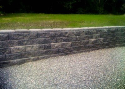 Kelly Lawn and Landscaping LLC - Retaining Wall 7